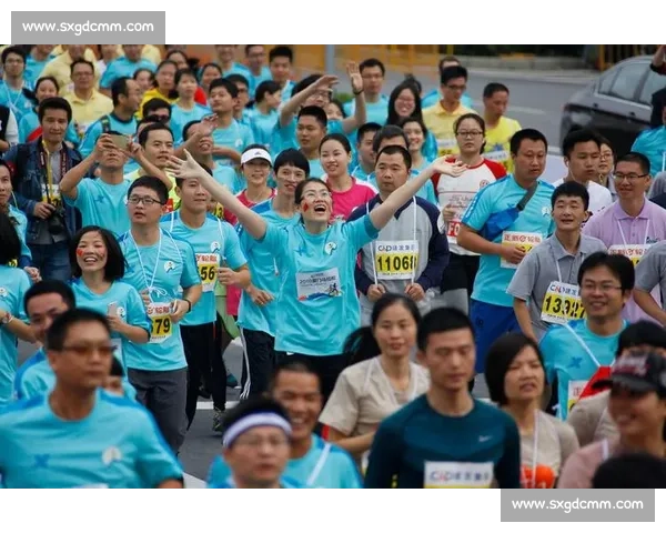 2025 南康家具半马开赛:奔跑中阅产业风华 2025 南康家具半马开赛:奔跑中阅产业风华