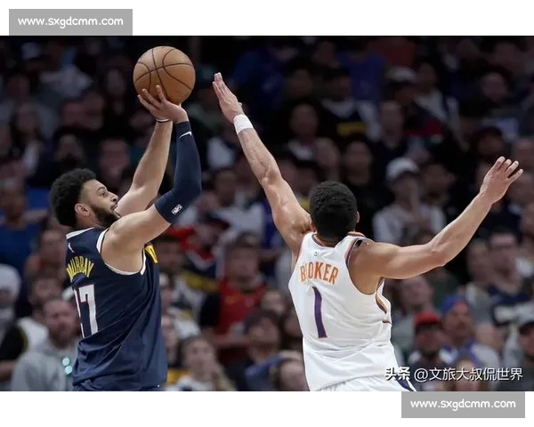 三节打卡 14+14+15!约基奇三双率掘金擒太阳取首胜 三节打卡 14+14+15!约基奇三双率掘金擒太阳取首胜